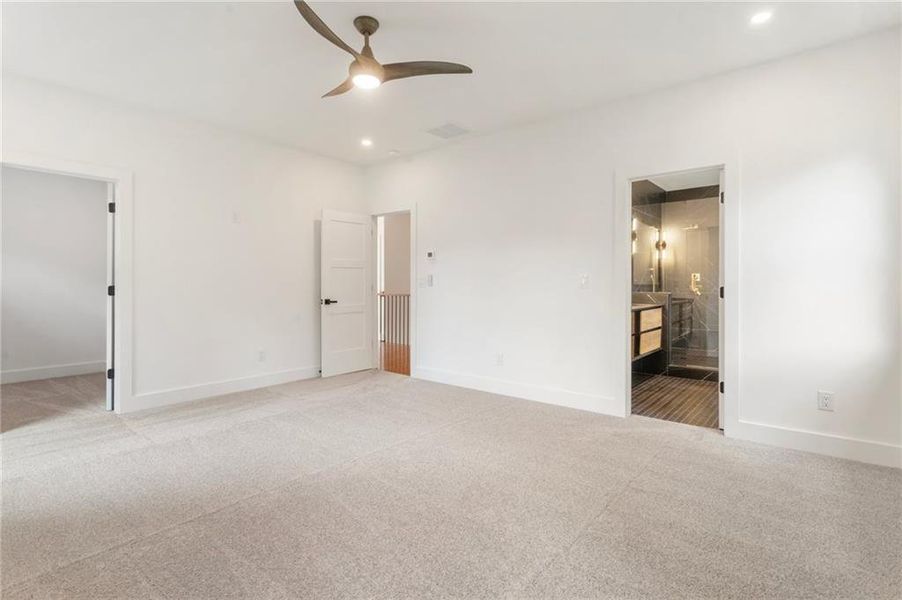 Spacious, unfurnished interior of a new home in , Snellville (Image 70). Spacious, unfurnished interior of a new home in , Snellville (Image 70).