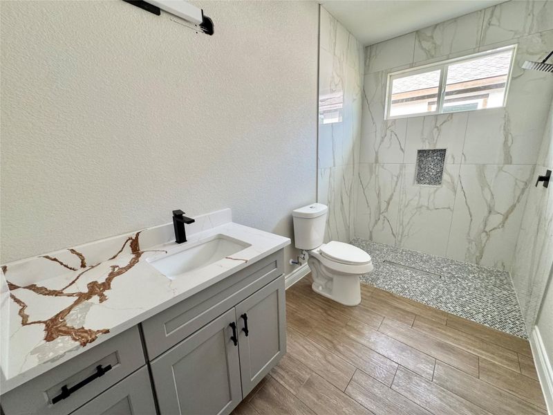 Furnished interior view inside a new home in , Cleveland (Image 4).