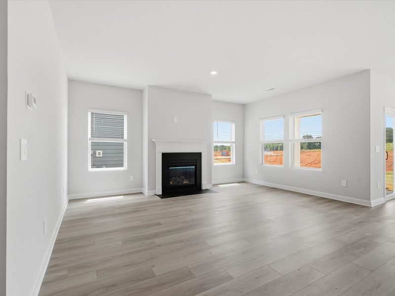 Spacious, unfurnished interior of a new home in Southwell Commons, Anderson (Image 11).
