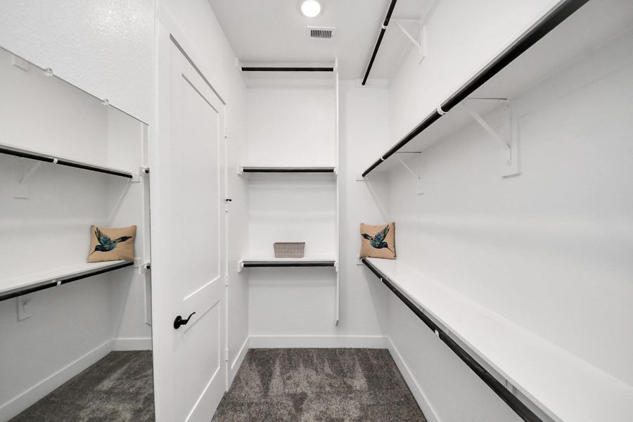 Furnished interior view inside a new home in Meridiana 50's, Manvel (Image 8).