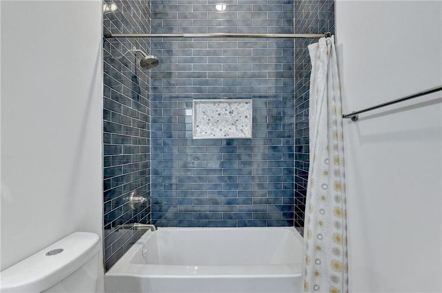 Image 47 of a home in .