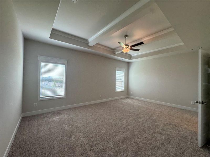 Spacious, unfurnished interior of a new home in Rosewood Lake Preserve, Hoschton (Image 14).