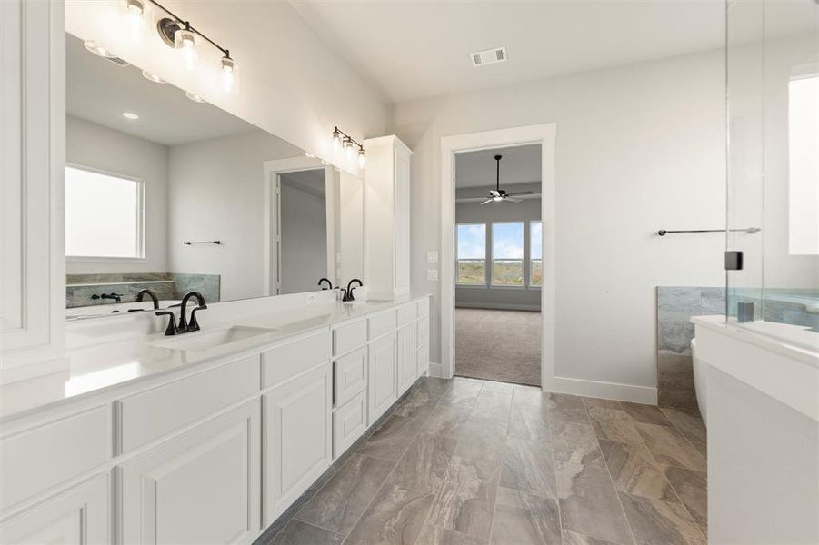 Furnished interior view inside a new home in Eagle Ridge Estates, Weatherford (Image 6).