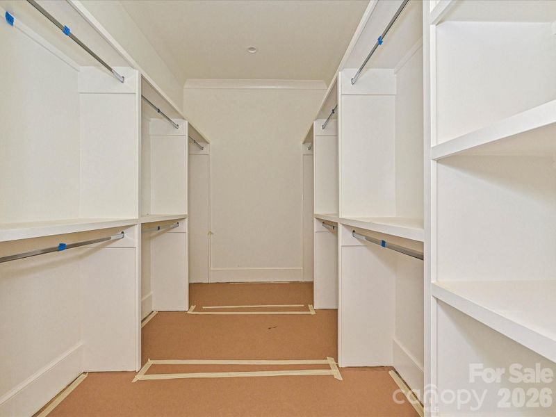 Image 38 of a home in .