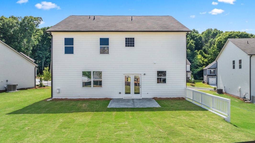 Representative exterior details of a home built from the Hanover by D.R. Horton in Liberty Crossing, Braselton (Image 4).