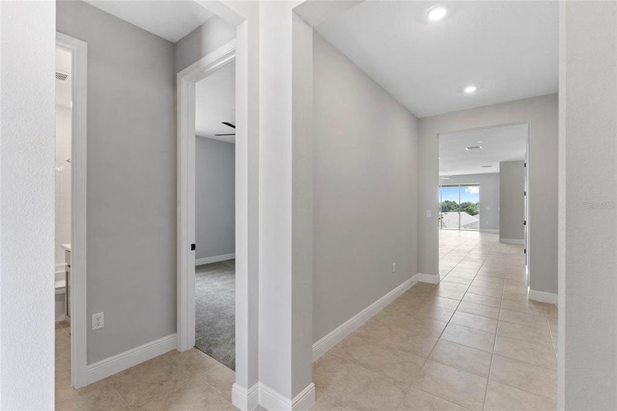 Spacious, unfurnished interior of a new home in Hills of Minneola, Minneola (Image 31).