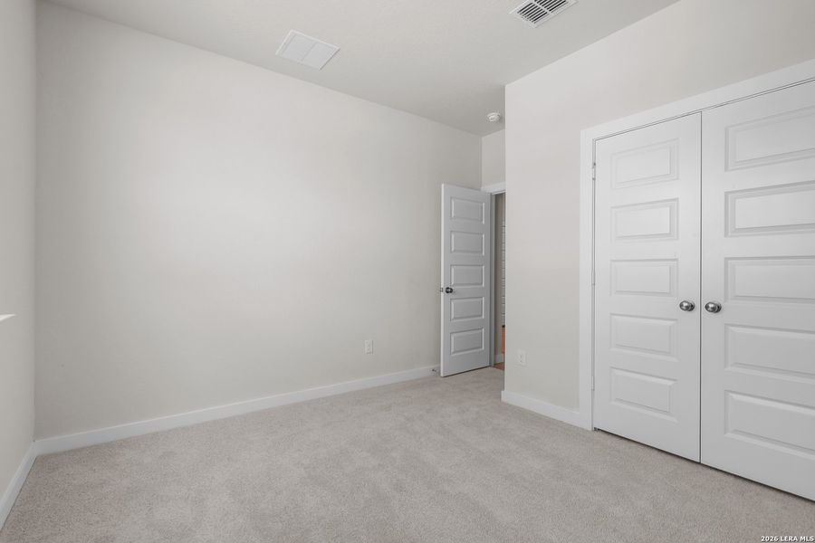 Spacious, unfurnished interior of a new home in Hiddenbrooke, Seguin (Image 17). Spacious, unfurnished interior of a new home in Hiddenbrooke, Seguin (Image 17).