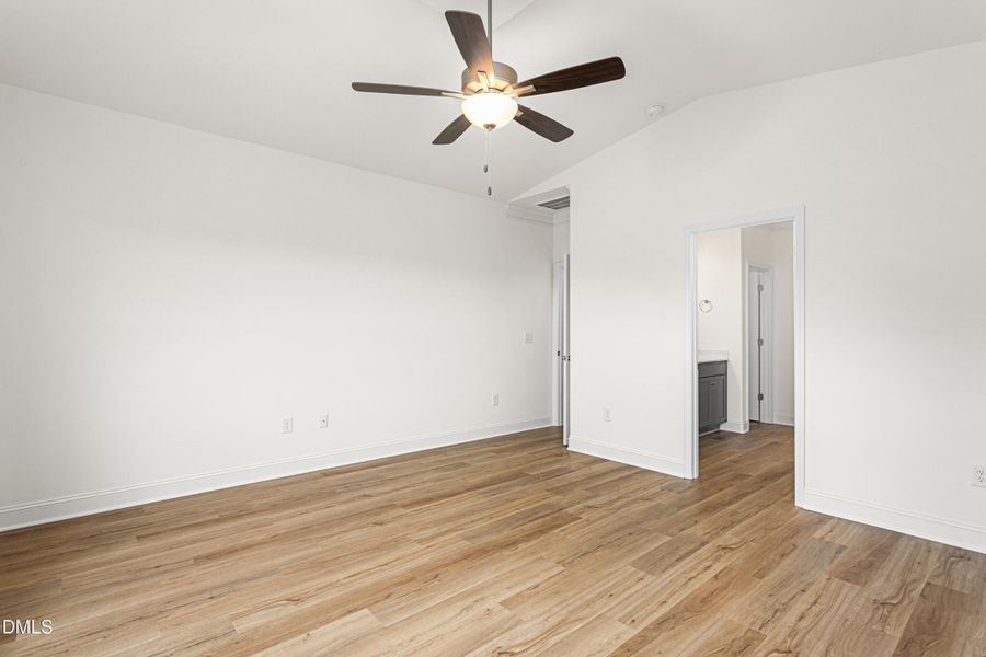 1938 Darrell Drive-16