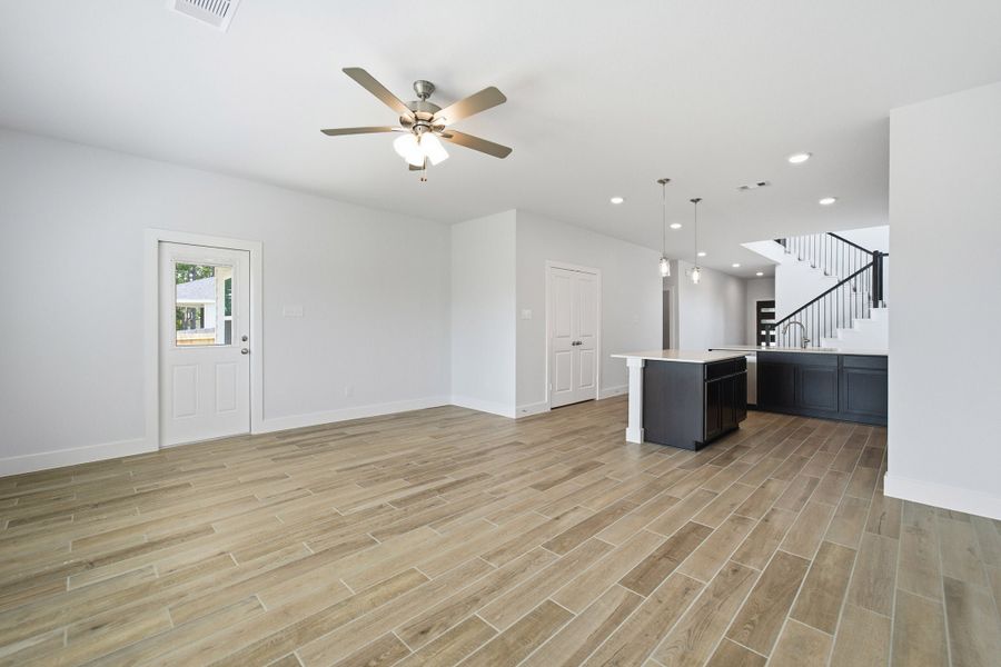Spacious, unfurnished interior of a new home in Magnolia Springs, Montgomery (Image 21).