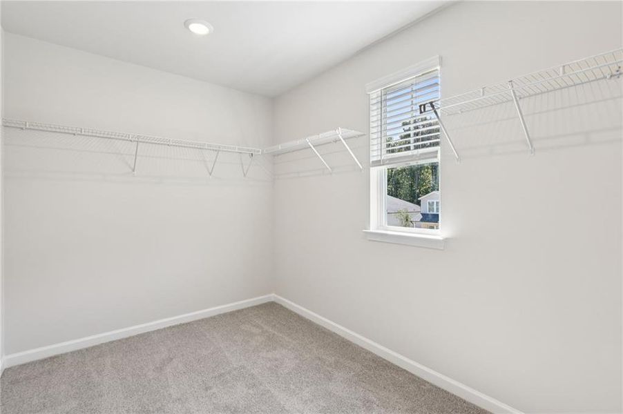 Spacious, unfurnished interior of a new home in The Oaks at Dawson, Dawsonville (Image 22).