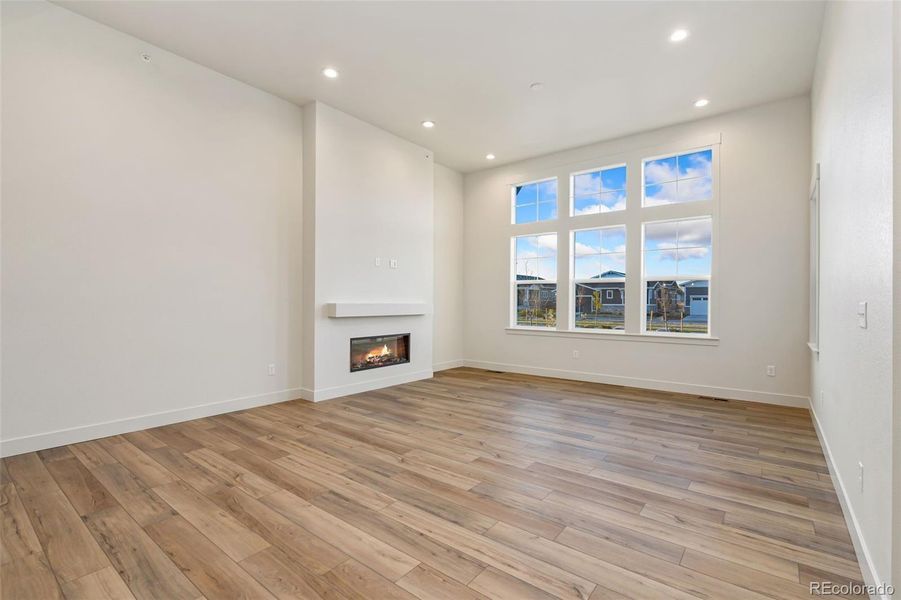 Spacious, unfurnished interior of a new home in Villa Collection, Fort Collins (Image 8). Spacious, unfurnished interior of a new home in Villa Collection, Fort Collins (Image 8).