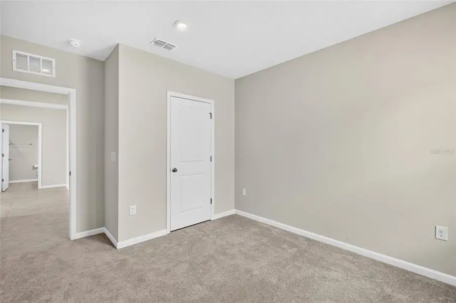 Spacious, unfurnished interior of a new home in , Daytona Beach (Image 20). Spacious, unfurnished interior of a new home in , Daytona Beach (Image 20).