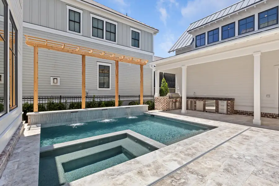 Exterior details and patio area of a home in , Charleston (Image 3).
