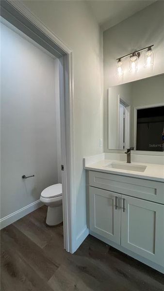 Comode private room.