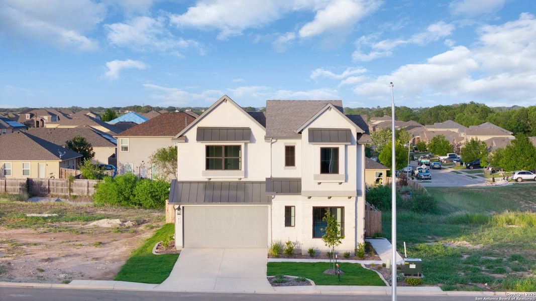 Image 60 of a home in Nolte Farms.