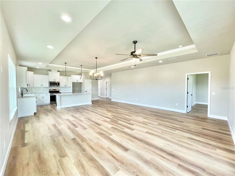 Spacious, unfurnished interior of a new home in , Gainesville (Image 37).