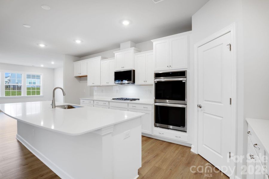 Furnished interior view inside a new home in Roselyn, Lancaster (Image 11). Furnished interior view inside a new home in Roselyn, Lancaster (Image 11).