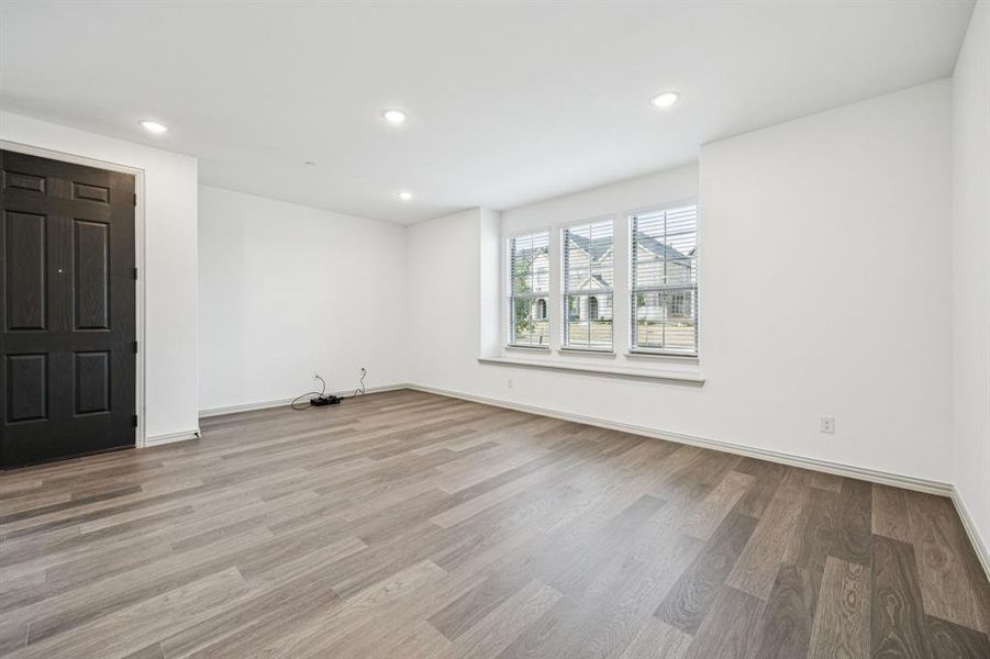 Spacious, unfurnished interior of a new home in , Argyle (Image 21).