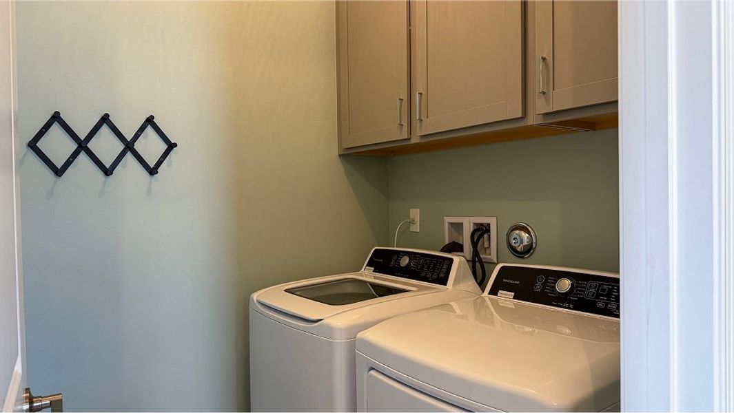 1714 Alexia Laundry F1 5 2 25