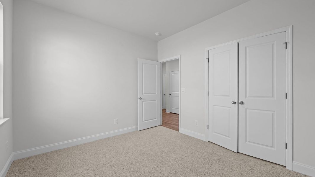 Spacious, unfurnished interior of a new home in Tyler - Home on the Lake, New Bern (Image 28).