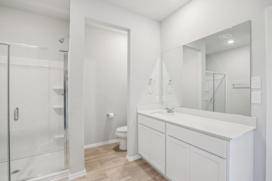 Furnished interior view inside a new home in Cascade, Liberty Hill (Image 9).