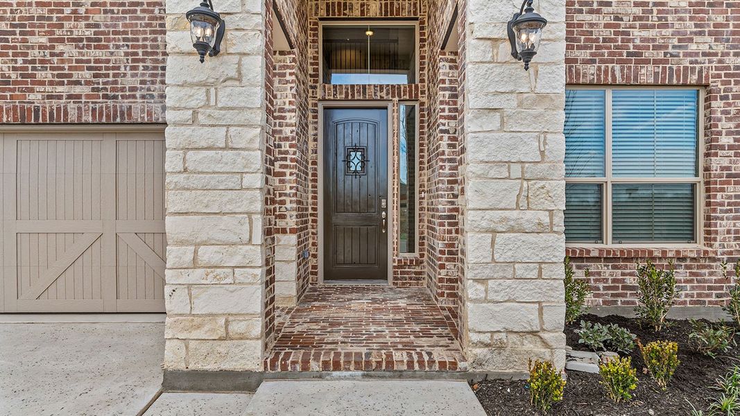 Representative exterior details of a home built from the The Palm by D.R. Horton in Morningstar, Aledo (Image 3). Representative exterior details of a home built from the The Palm by D.R. Horton in Morningstar, Aledo (Image 3).