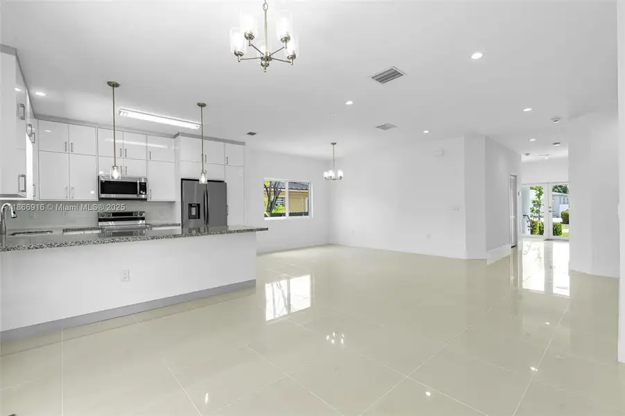 Image 13 of a home in .