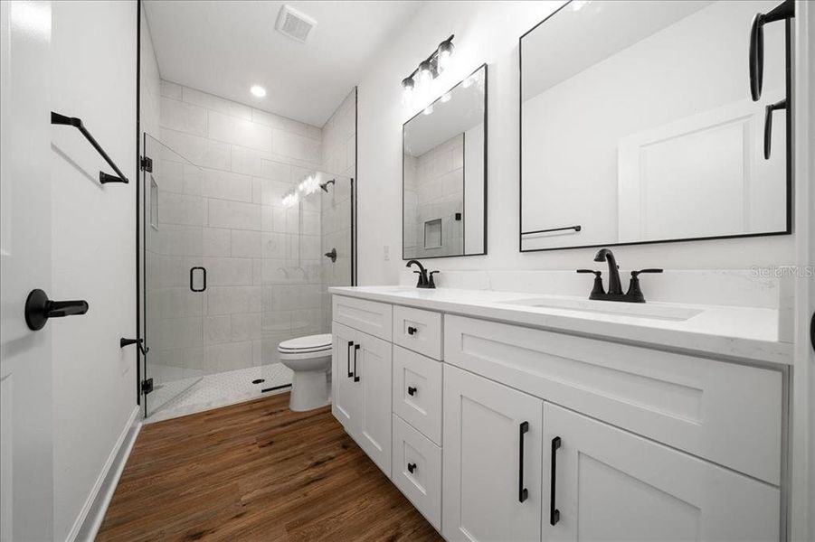 Furnished interior view inside a new home in , Weeki Wachee (Image 40).