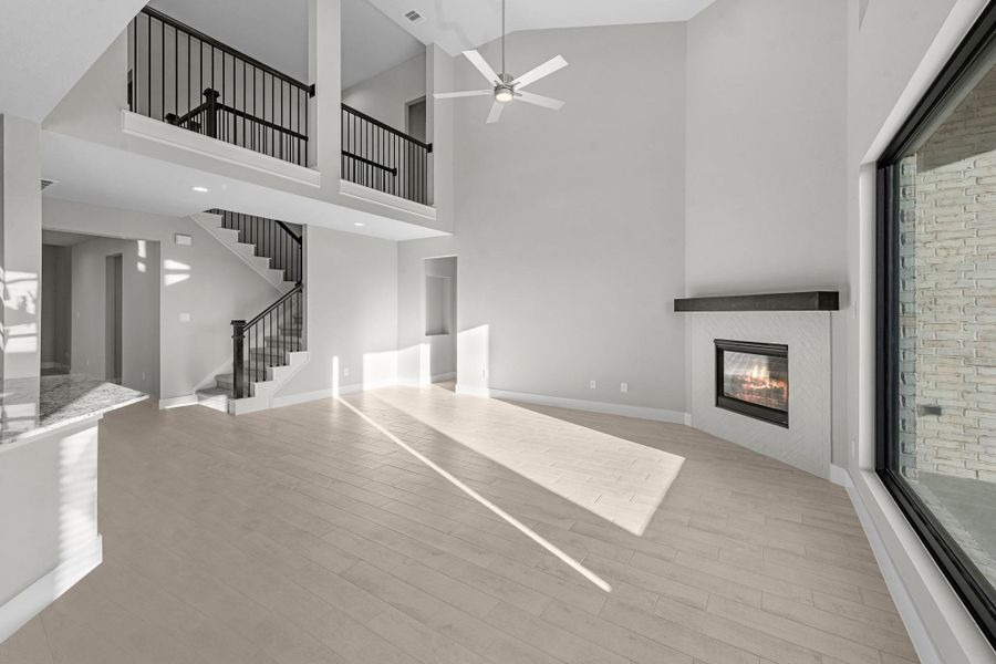 Spacious, unfurnished interior of a new home in Briarwood Crossing, Rosenberg (Image 25).