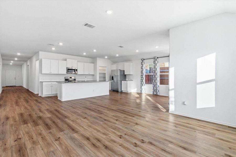 Image 40 of a home in Thunder Rock: Watermill Collection.