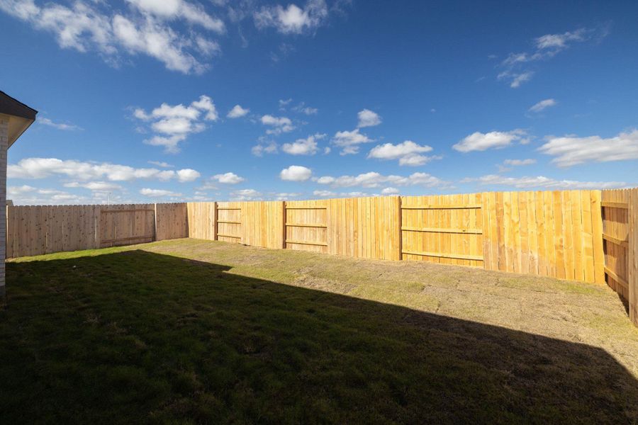 Exterior details and patio area of a home in Nolina - 50', Georgetown (Image 2).