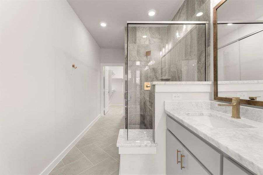 22. 628 Oakridge - Bath (2) 22. 628 Oakridge - Bath (2)