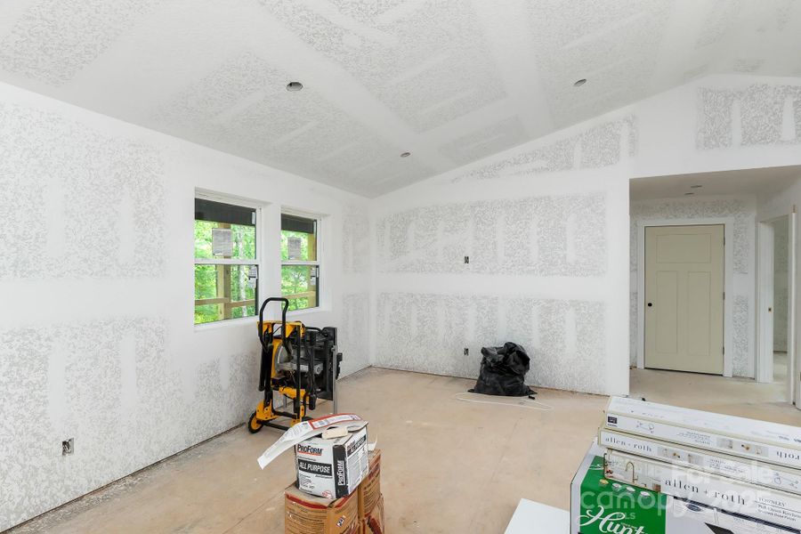 Image 13 of a home in .