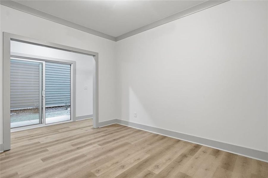 Spacious, unfurnished interior of a new home in , Athens (Image 17).