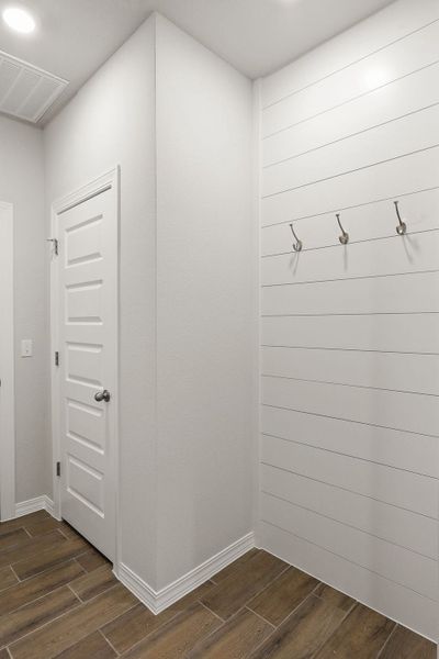 Representative furnished interior of a home built from the Texas Sage by View Homes in Campo Del Sol, El Paso (Image 10). Representative furnished interior of a home built from the Texas Sage by View Homes in Campo Del Sol, El Paso (Image 10).