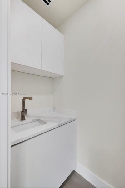 Close-up of interior finishes inside a home in , Fort Lauderdale (Image 24).
