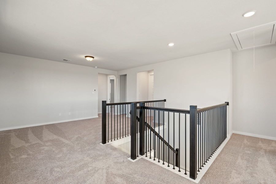 Spacious, unfurnished interior of a new home in Flora, Hutto (Image 37).