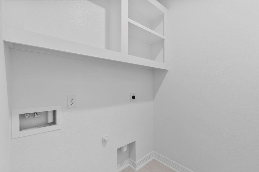 Spacious, unfurnished interior of a new home in Austin Point, Richmond (Image 22).