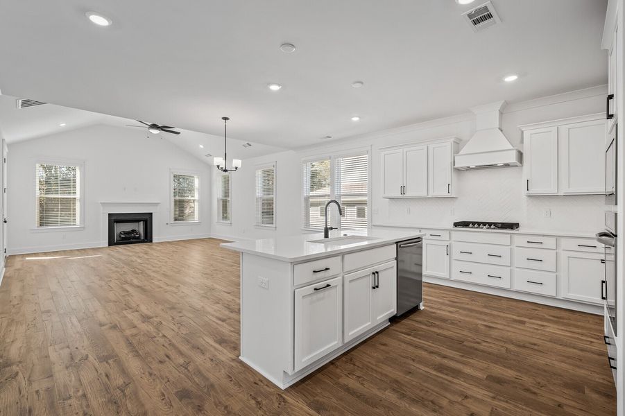 5br New Home in Spring Hill, TN.  - Slide 14