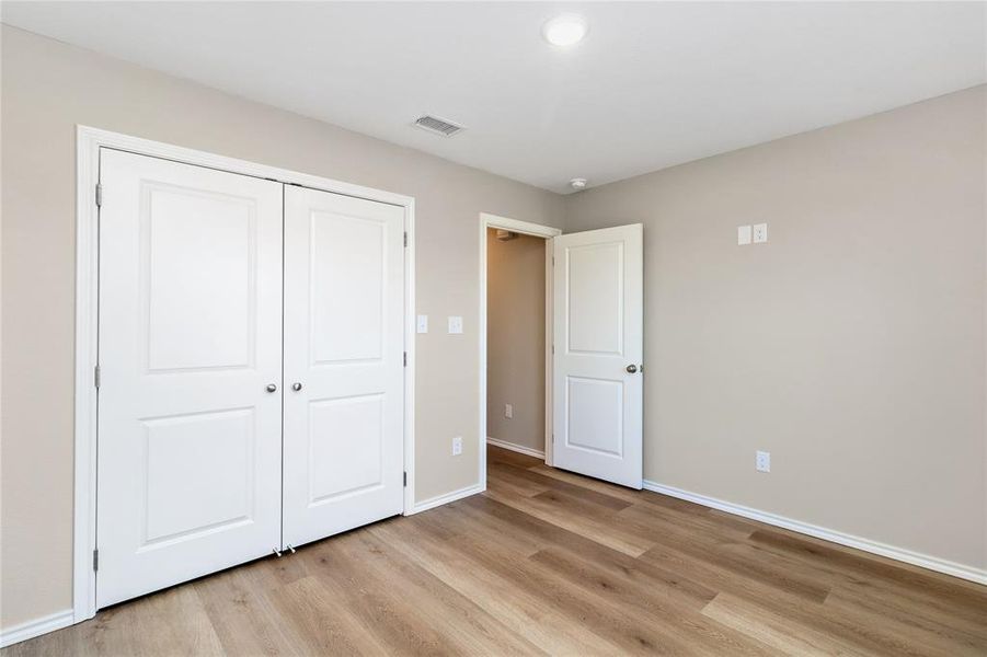 Guest Bedroom 1 Guest Bedroom 1