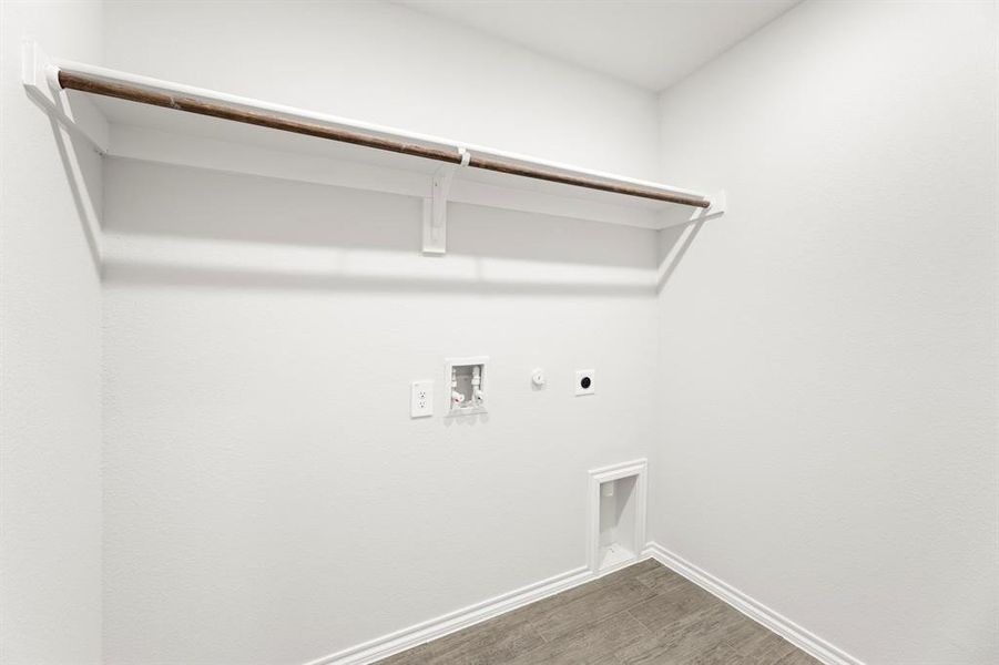 07. 7816 Kingfisher - Utility