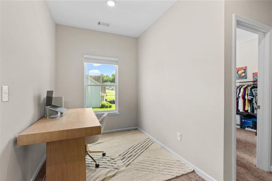 Furnished interior view inside a new home in , Dallas (Image 18). Furnished interior view inside a new home in , Dallas (Image 18).