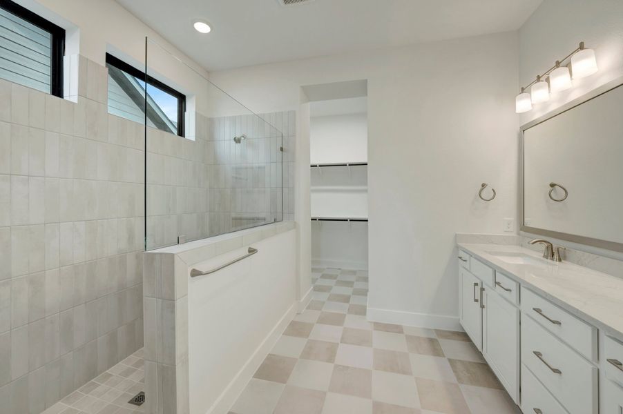 Owner's Bath