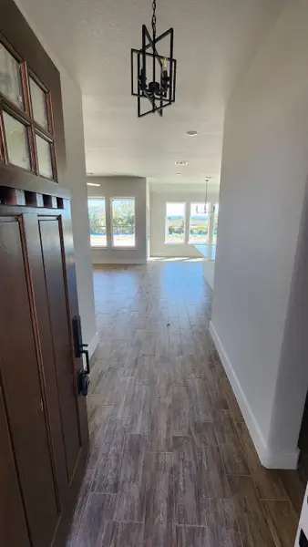 Spacious, unfurnished interior of a new home in Stagecoach Crossing, Bridgeport (Image 7). Spacious, unfurnished interior of a new home in Stagecoach Crossing, Bridgeport (Image 7).