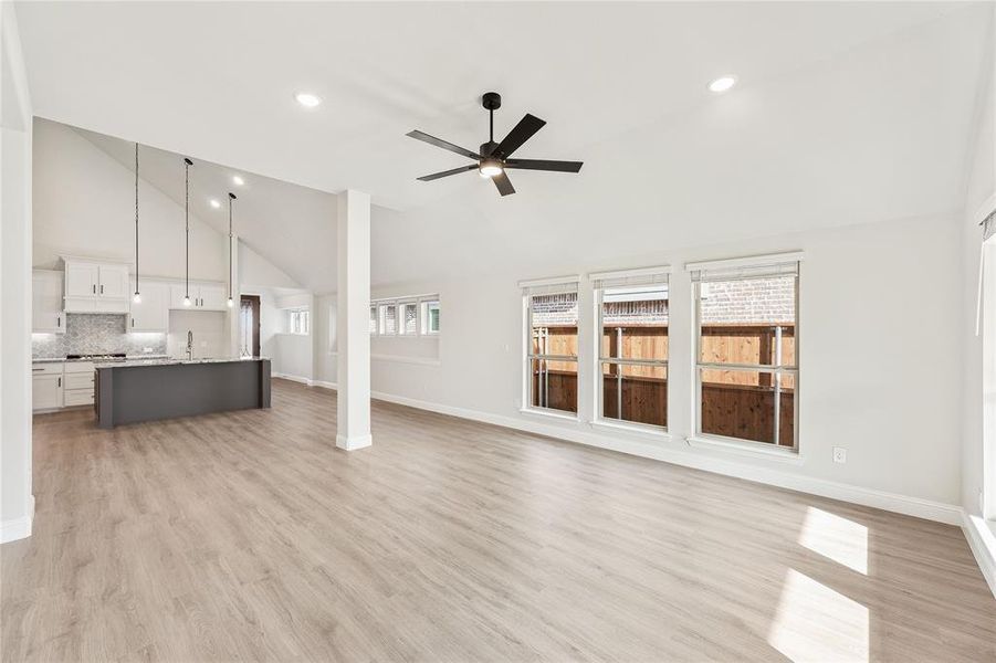 Spacious, unfurnished interior of a new home in Creekview Meadows, Pilot Point (Image 30).