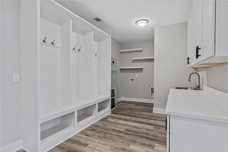 Image 69 of a home in .