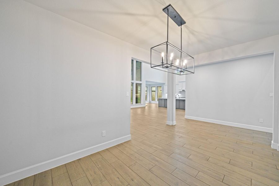 Spacious, unfurnished interior of a new home in , Brookshire (Image 20).