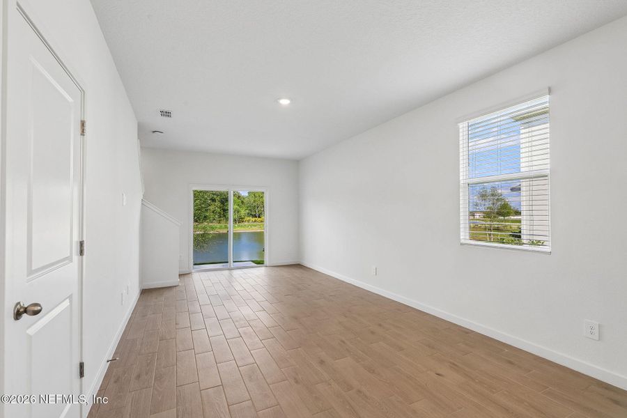 Spacious, unfurnished interior of a new home in , Middleburg (Image 22). Spacious, unfurnished interior of a new home in , Middleburg (Image 22).