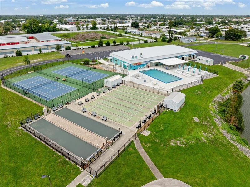 Community amenities in , Englewood (Image 33). Community amenities in , Englewood (Image 33).