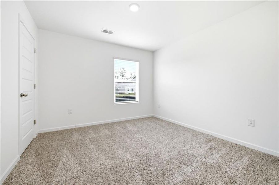 Spacious, unfurnished interior of a new home in Twin Lakes, Hoschton (Image 23).
